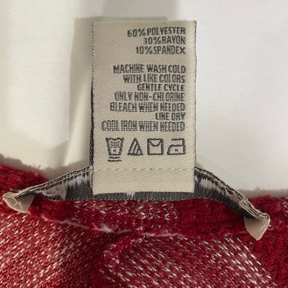 American Rag Red & Silver Shiny Striped Sweater Women’s Size 2X. #5053 - Picture 6 of 8